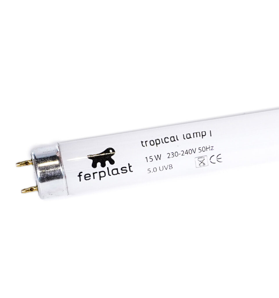 Reptile UVB-5 Daylight provides your pet with essential UV-A rays and a high amount of UV-B rays (5%)